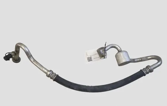 Volvo V40 Air conditioning (A/C) pipe/hose