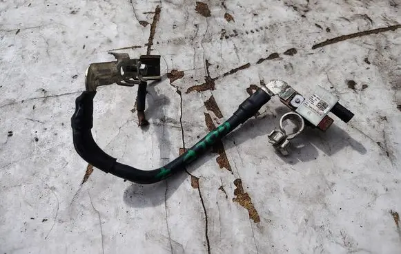 Volkswagen Golf VII Negative earth cable (battery) 5Q0915181G