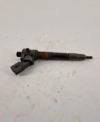 Volvo V40 Fuel injector VEA132370010CAA