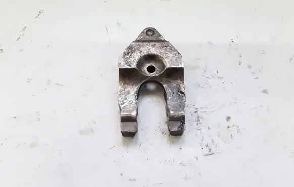 Nissan Navara D40 Fuel Injector clamp holder NOCODE
