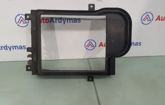 Engine oil radiator
