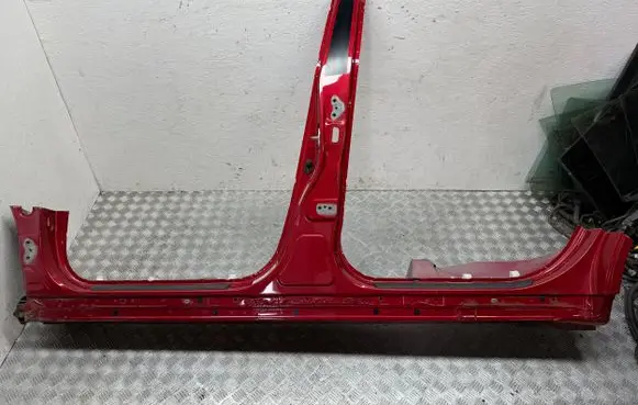 Toyota Verso Pillar (middle) 613120F020 613060F010