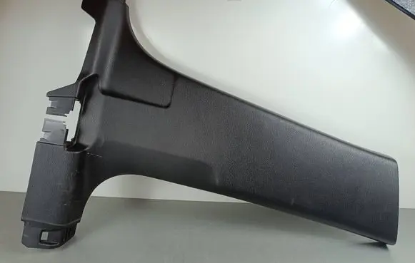 Mitsubishi Outlander IV (B) pillar trim (bottom) 7211A534ZZ