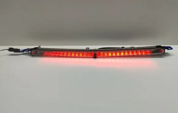 BMW 5 E60 E61 Third/center stoplight 63256925902 6925902 63257145667
