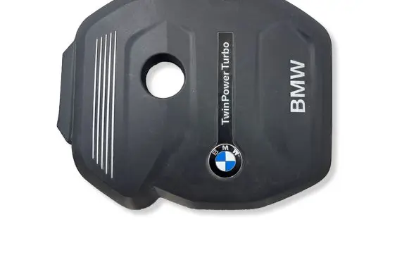 BMW 1 F20 F21 Engine cover (trim) 8602967 16208310