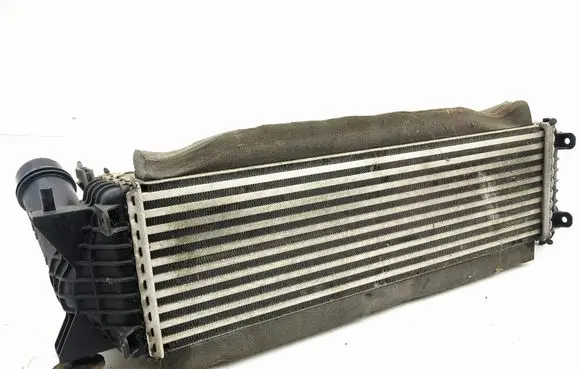 Nissan Navara D23 Intercooler radiator EH940003
