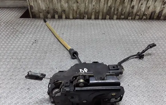 Front door lock