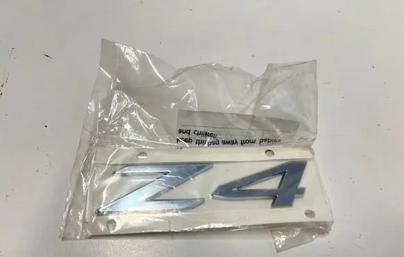 BMW Z4 g29 Manufacturer badge logo/emblem 51147221372 47221372