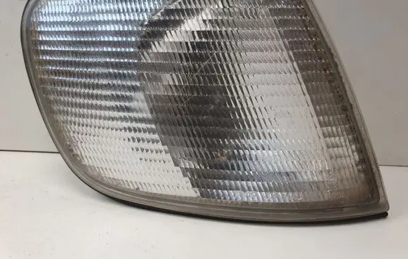 Audi 100 S4 C4 Front indicator light 185001B
