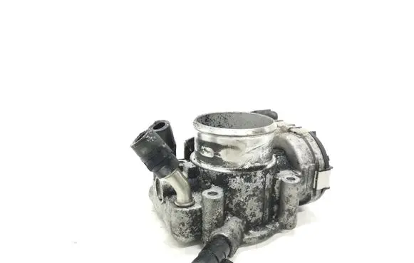 Hyundai i40 Throttle valve 351002B150