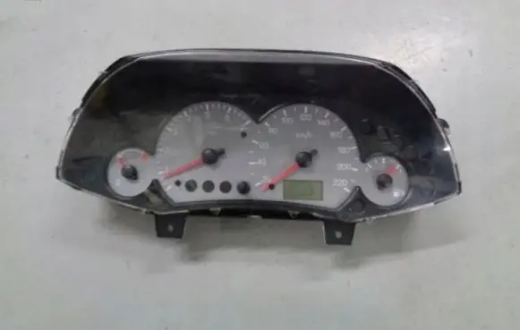 Ford Focus Speedometer (instrument cluster)