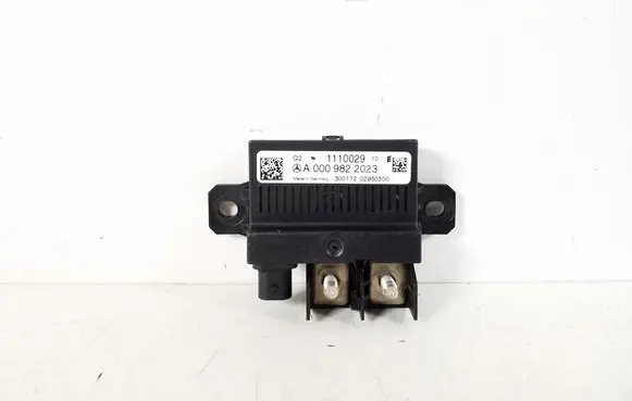 Mercedes-Benz E W212 Other relay A0009822023