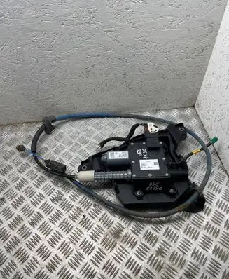 Peugeot 5008 Hand brake control module A2C53379976 0058093 20110314