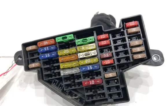 Skoda Octavia Mk2 (1Z) Fuse box set