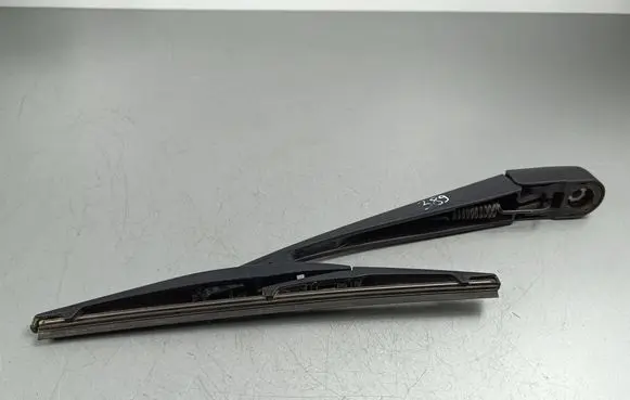 Honda CR-V Rear wiper blade arm 