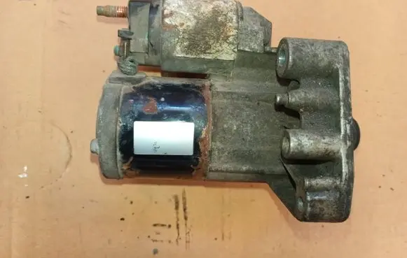 Peugeot 5008 Starter motor 