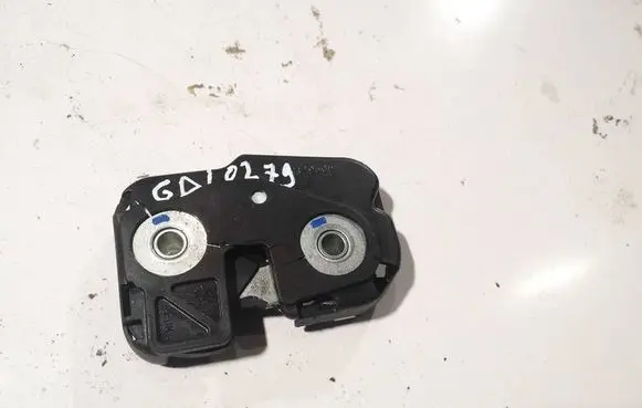 Suzuki Swift I Seat back rest lock catch 