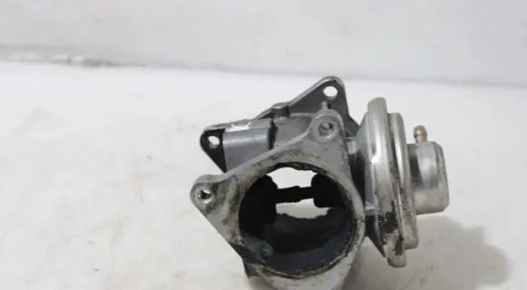 Skoda Fabia Mk2 (5J) EGR valve 044806039