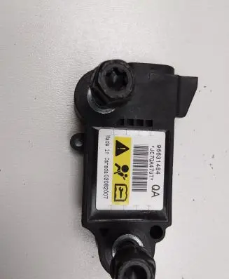 Chevrolet Captiva Airbag deployment crash/impact sensor 96631484