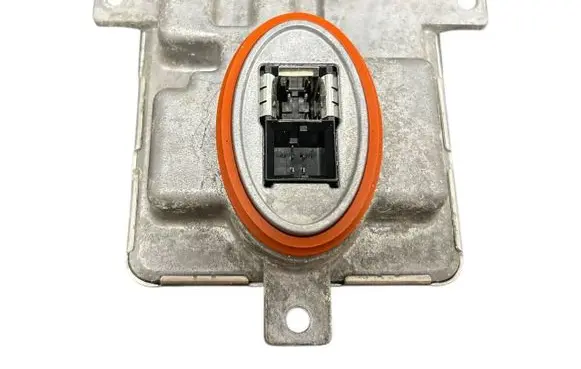 BMW 5 F10 F11 Headlight ballast module Xenon 7318327 W003T23171