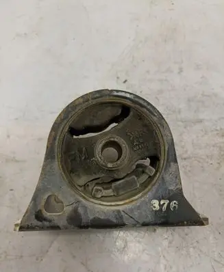 Mitsubishi Grandis Engine mount bracket MR594382