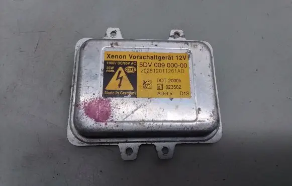 BMW 5 E60 E61 Headlight ballast module Xenon 5DV00900000