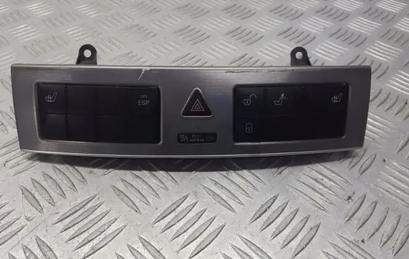 Mercedes-Benz 200 300 W123 A set of switches 2038705510