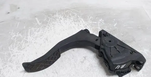 Audi A6 S6 C6 4F Accelerator throttle pedal 4F1723523B 6PV00898406