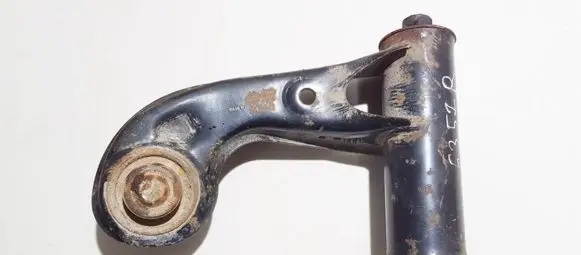 Front lower control arm/wishbone