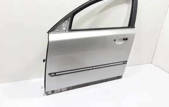Door (2 Door Coupe)