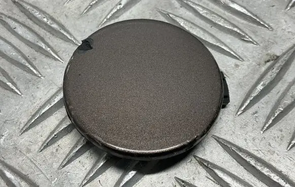 Volkswagen Jetta VI Front tow hook cap/cover 5C6807241B