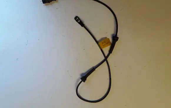 Renault Scenic II - Grand scenic II ABS rear brake sensor 8200296571