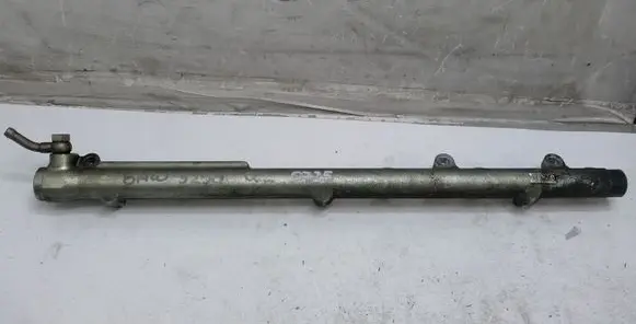 BMW 5 E60 E61 Fuel main line pipe 0445216008 778867904