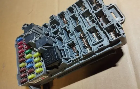 Honda CR-V Fuse module 3820AS9AS103