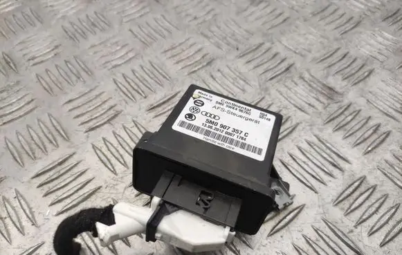 Skoda Octavia Mk2 (1Z) Light module LCM 5M0907357C