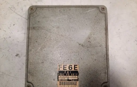 Mazda 626 Engine control unit/module 0797001926 FE6E18881F
