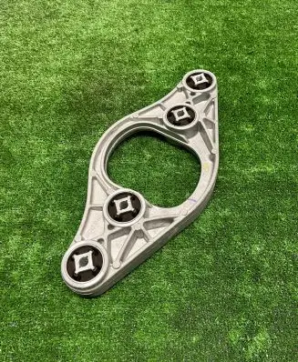 BMW M4 G82 G83 Rear differential/diff mount bracket 8090205