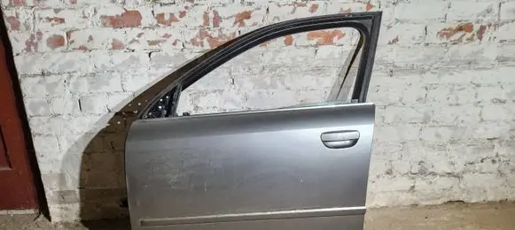Audi A4 S4 B6 8E 8H Front door