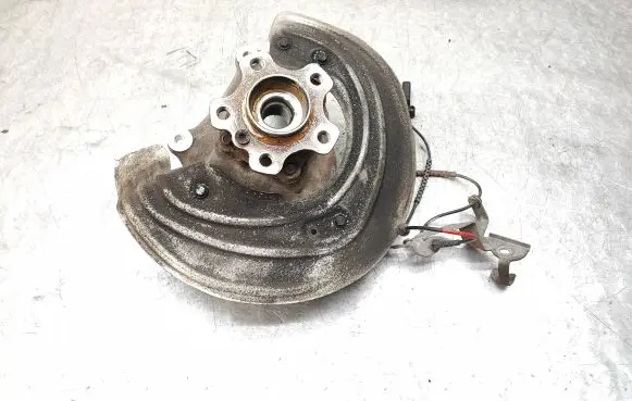 BMW 4 G22 G23 G24 G26 Front wheel hub spindle knuckle 6892516 6899175