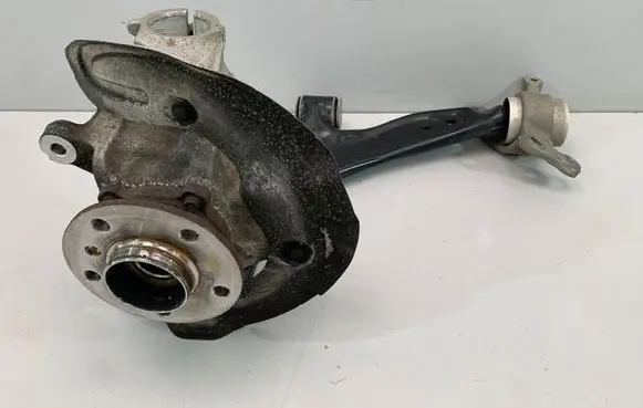Mini One - Cooper F56 F55 Front wheel hub spindle knuckle 6876643