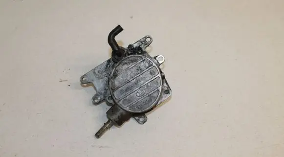 Opel Vectra C Vacuum pump 0252738