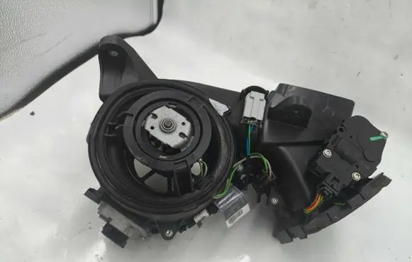 Mercedes-Benz ML W164 Heater fan/blower 929565V A16483000082