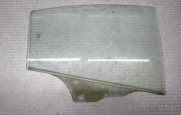 Mazda 3 I Rear door window glass 