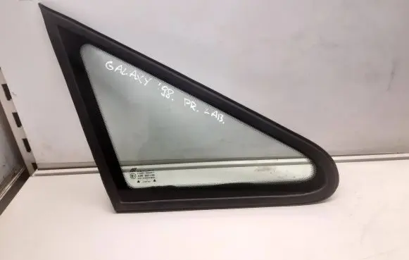 Ford Galaxy Front triangle window/glass 