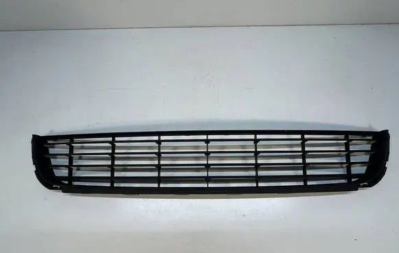Volkswagen Golf VI Front bumper lower grill 5K0853677A
