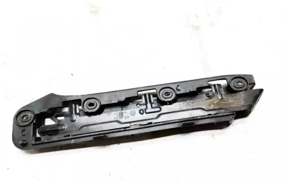 Volkswagen Touran I Front bumper mounting bracket 1t0807050
