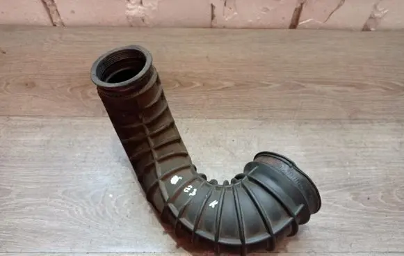 Volvo S60 Air intake duct part 08634143