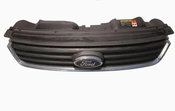 Ford Kuga I Front bumper upper radiator grill 8V41R7081A