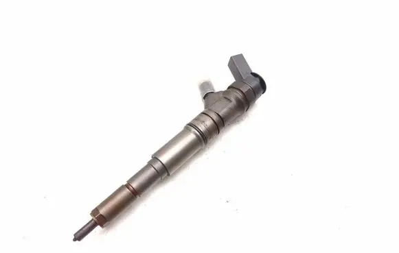 BMW 3 E90 E91 Fuel injector 7793836 0445110216