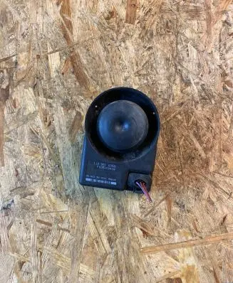 Skoda Roomster (5J) Alarm system siren 1J0951605A F005V00434